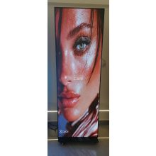 LED poszter kijelző P2,5 pixel kirakatba